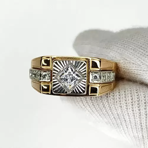 Кольцо. Золото 585. Вес 5,35 гр.