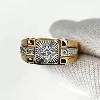 Кольцо. Золото 585. Вес 5,35 гр.