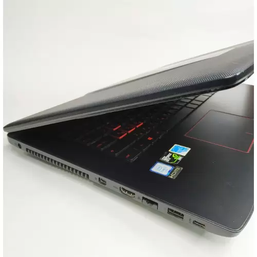 Ноутбук Asus GL 752 VW-T4543T