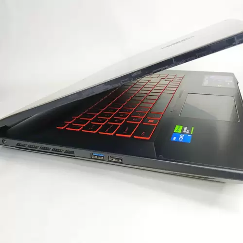Ноутбук MSI Katana 17 B12UCR-822RU