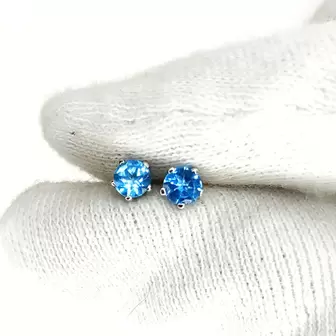 Серьги. Золото 585. Вес 1,23 гр.